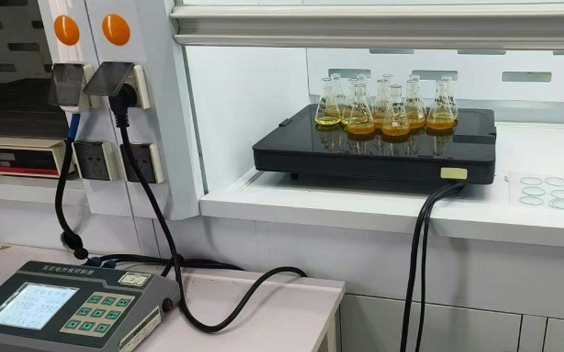 陶瓷加熱板適合哪些工作環(huán)境？從腐蝕場景看應用適配性